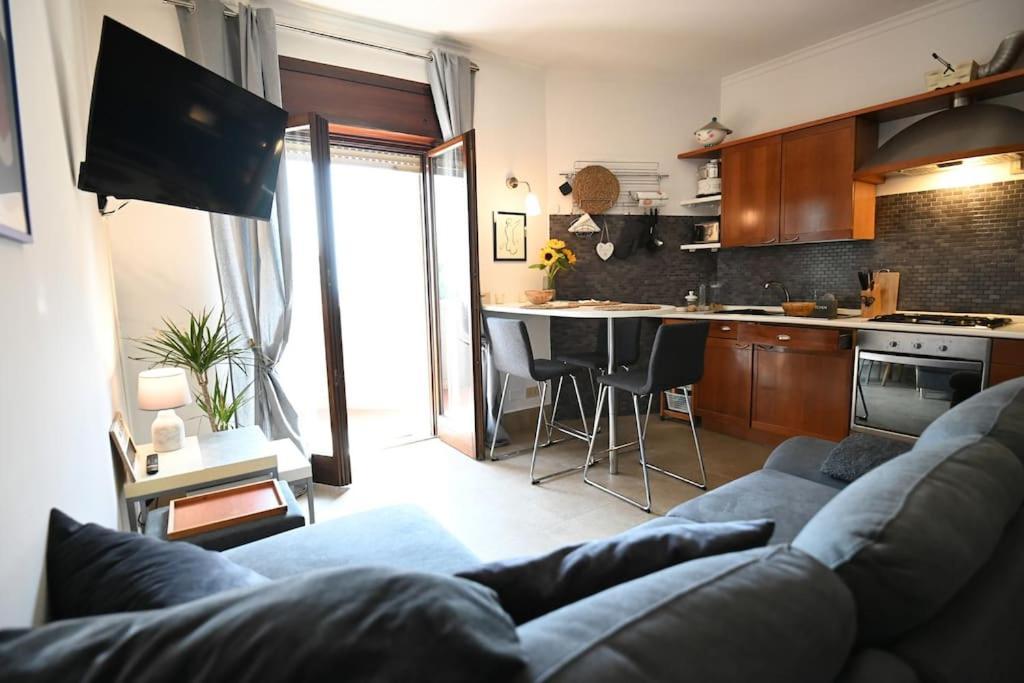 Apartamento A Casa Di Tina Genzano di Roma Exterior foto